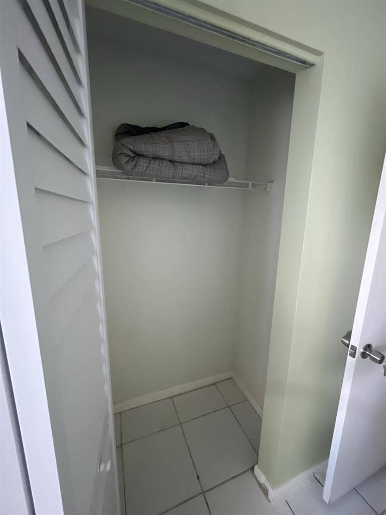 Private Room/Bath + Utilities