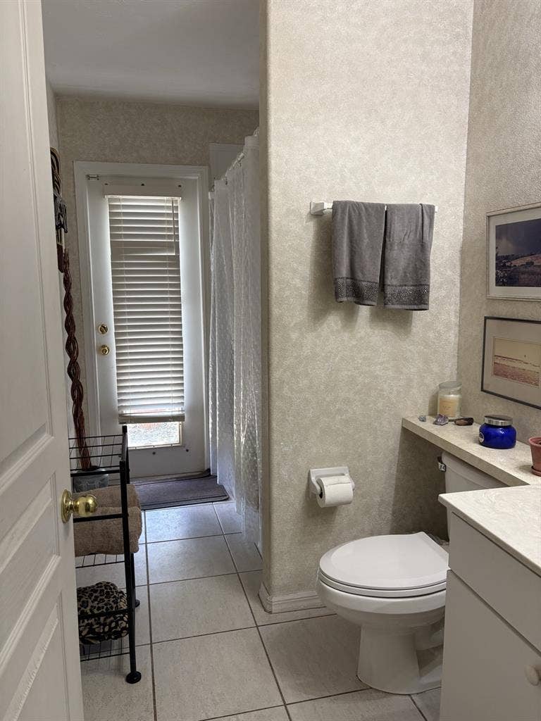 Room for rent in a peaceful home.