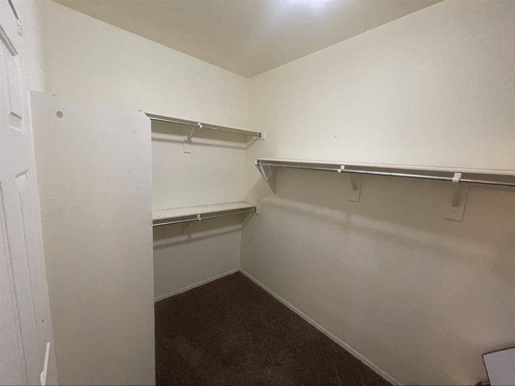 2 rooms 2 prices no utility bill