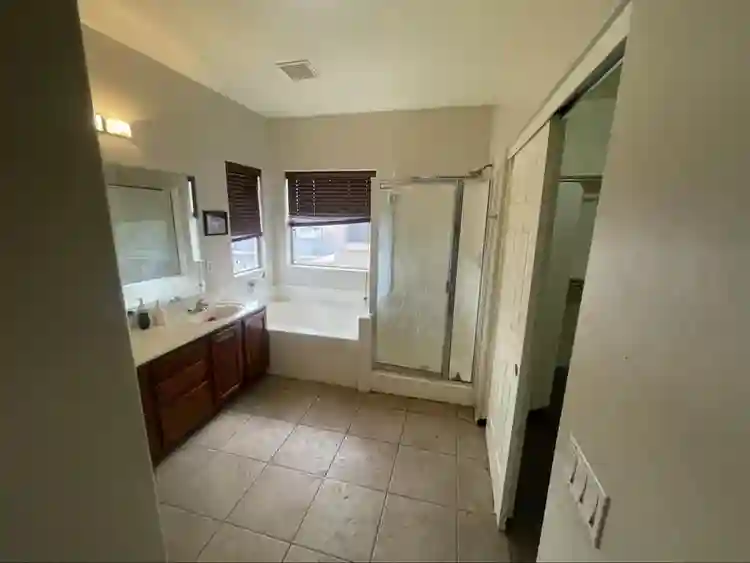 2 rooms 2 prices no utility bill