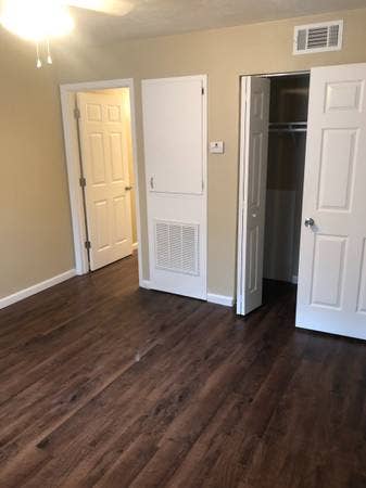 1 Bed 1 bath looking for a teenant