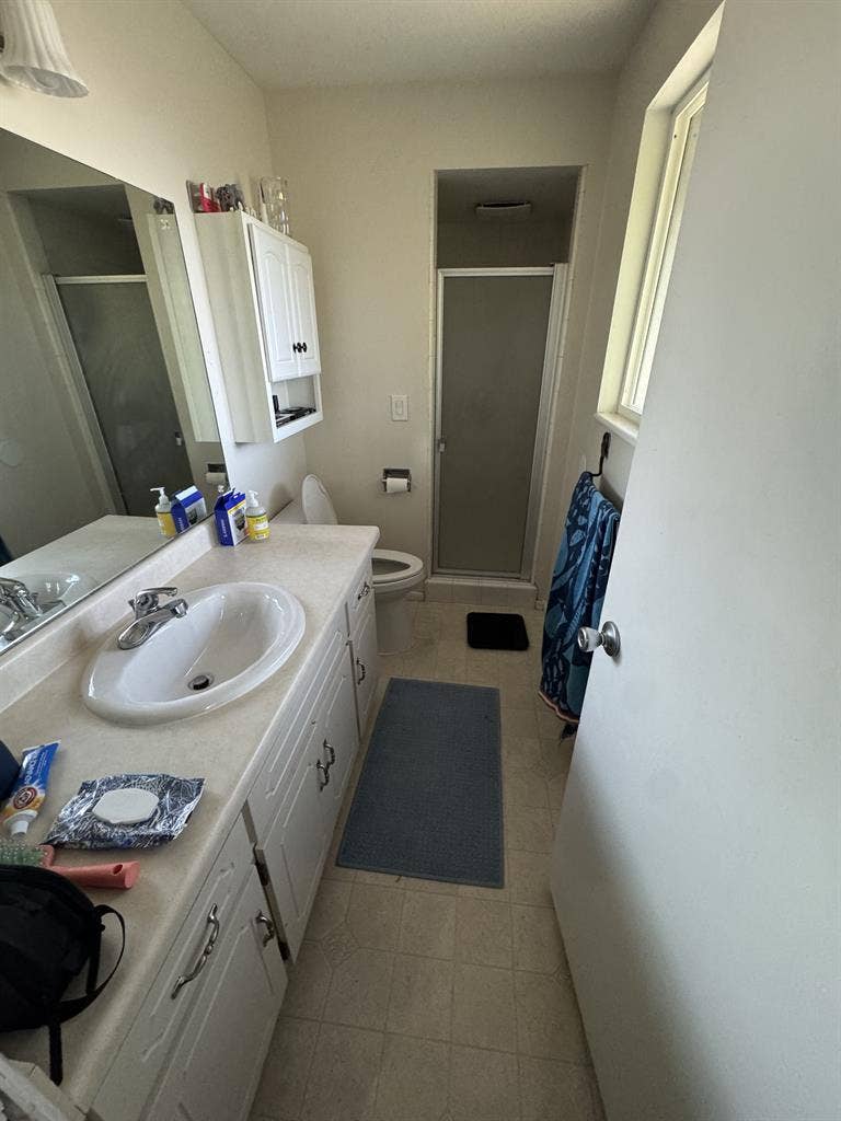 WILL PAY FIRST MONTH RENT!!!