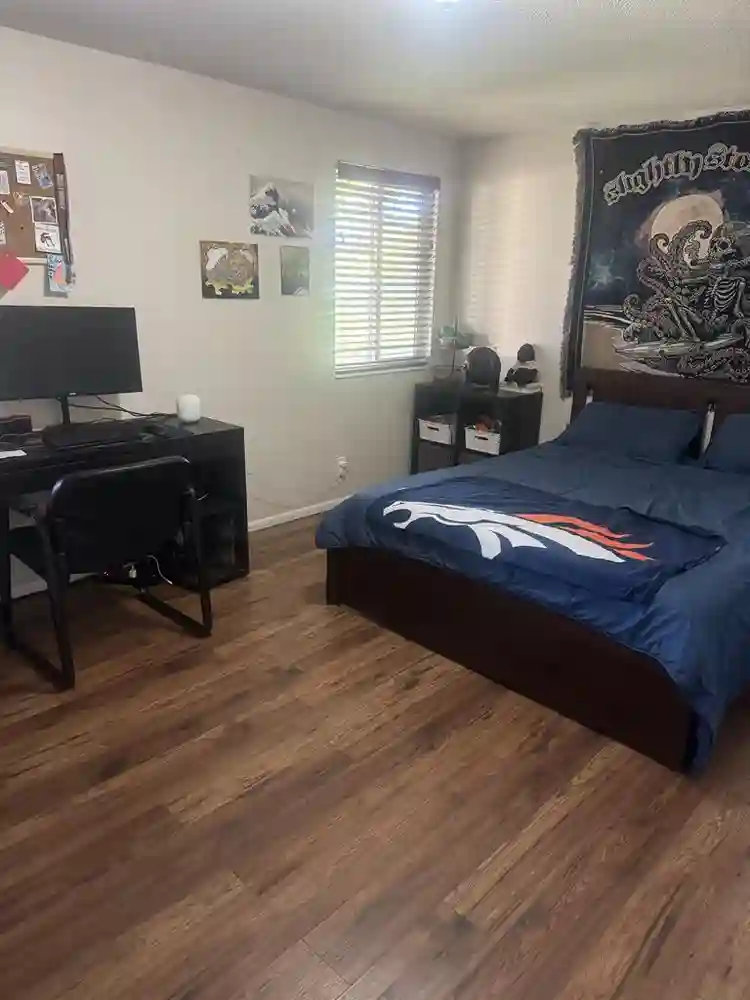 WILL PAY FIRST MONTH RENT!!!