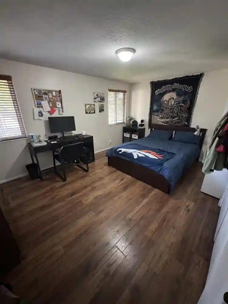 WILL PAY FIRST MONTH RENT!!!