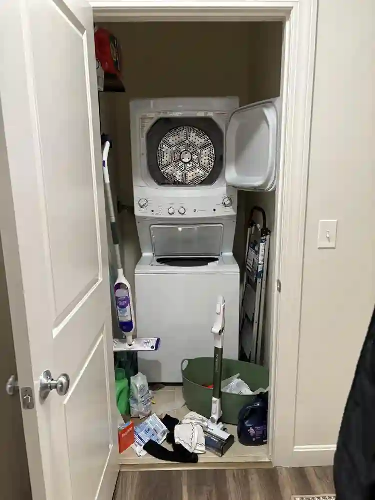 SEP 1 Subletter Malden 1bed apt