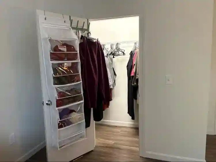 SEP 1 Subletter Malden 1bed apt