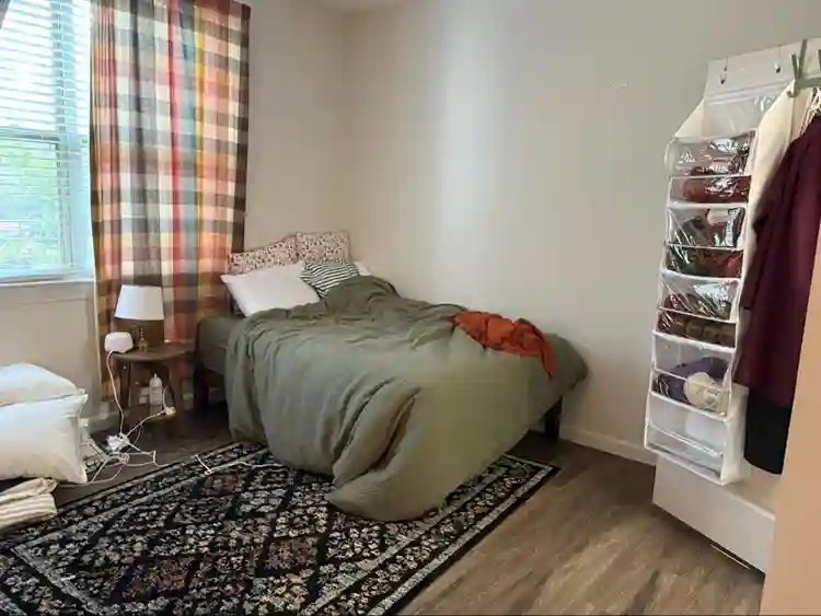 SEP 1 Subletter Malden 1bed apt