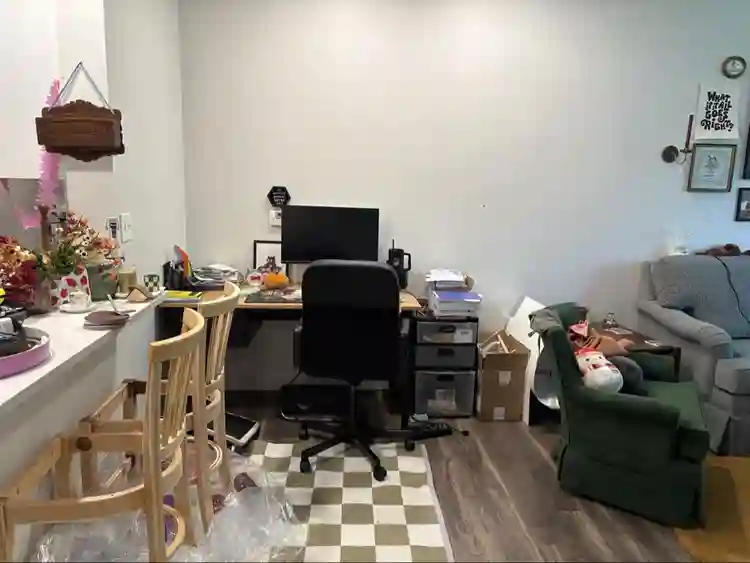 SEP 1 Subletter Malden 1bed apt
