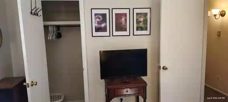 Furnished Room Utilities INCLUDED