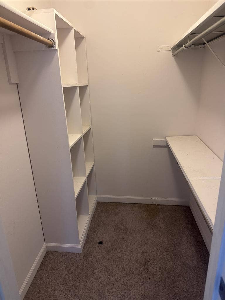 Looking for a Roommate – Furnished