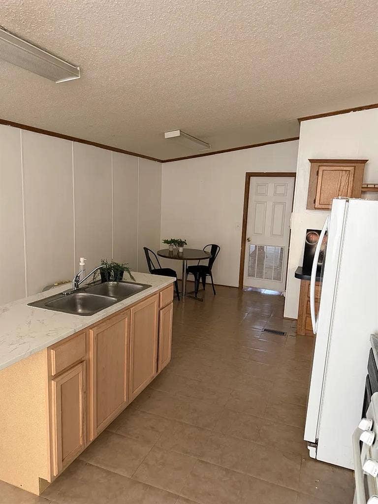 4 BR in Leander