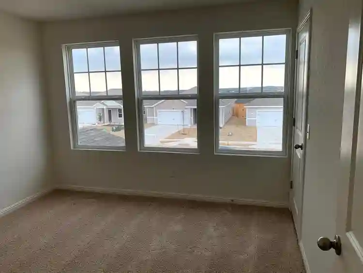 5 BR in Kyle