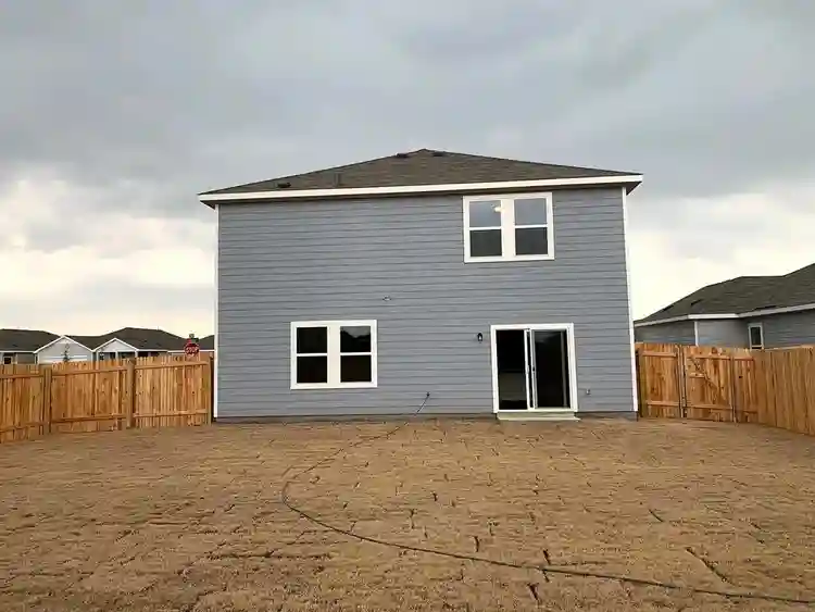 5 BR in Kyle