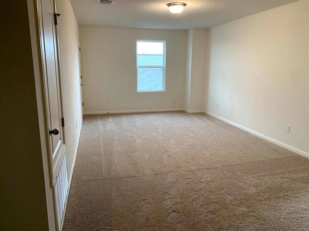 5 BR in Kyle