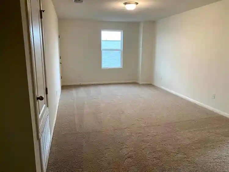 5 BR in Kyle