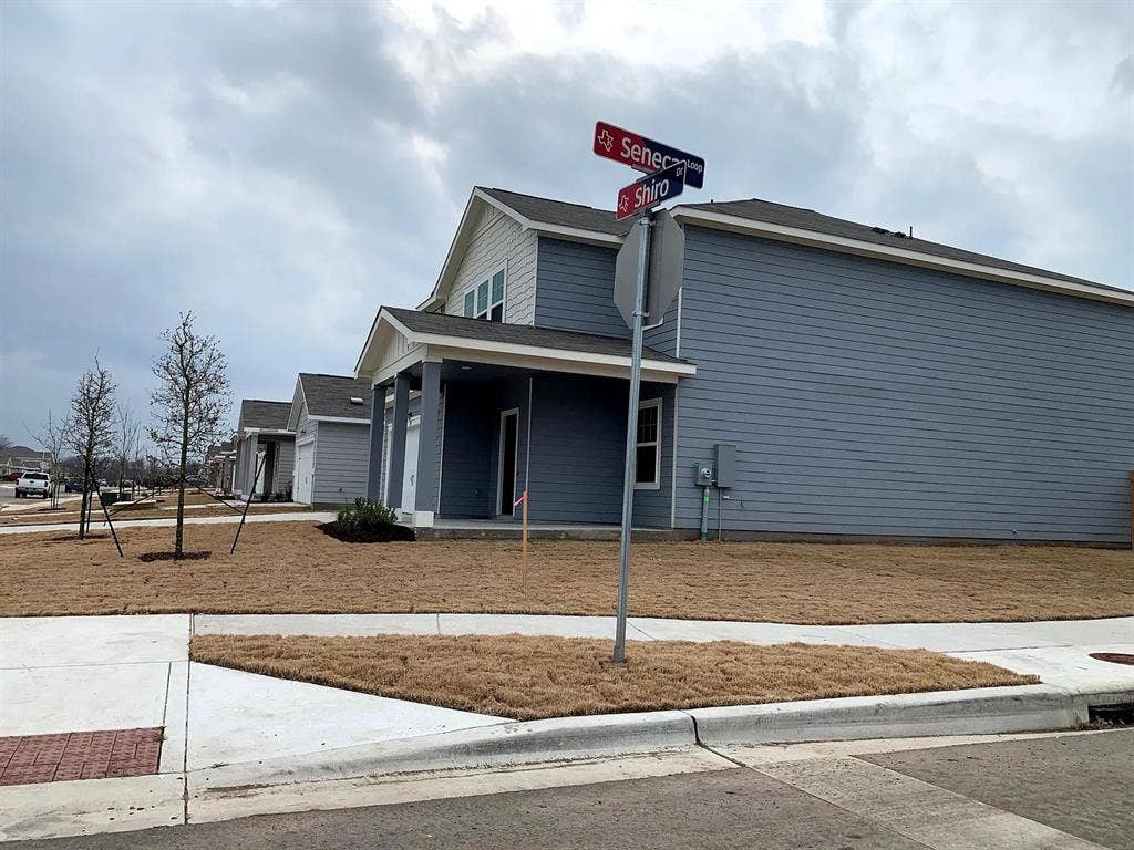 5 BR in Kyle