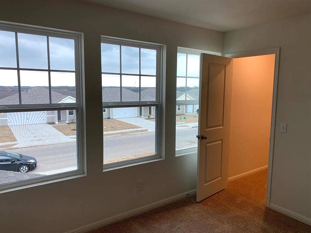 5 BR in Kyle