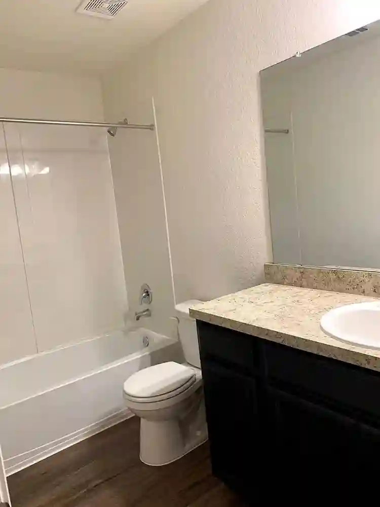 5 BR in Kyle