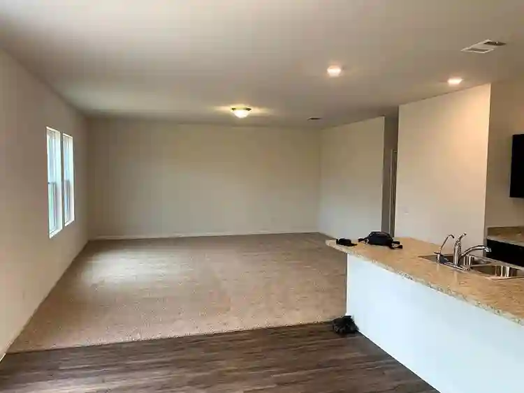 5 BR in Kyle