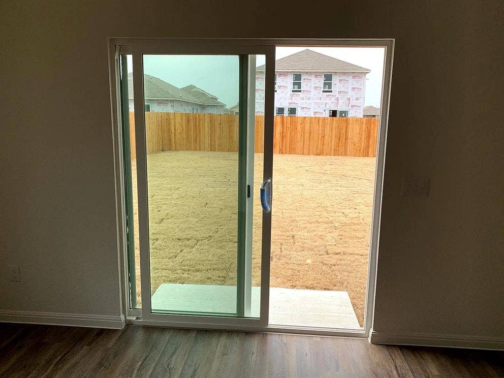 5 BR in Kyle