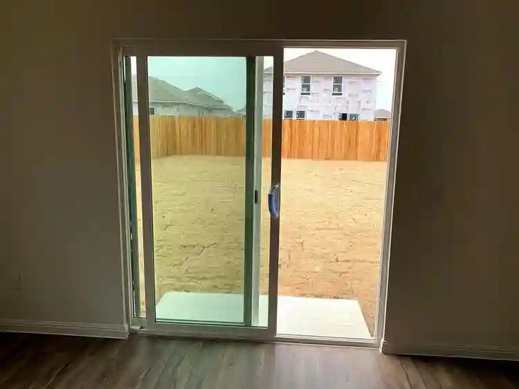 5 BR in Kyle