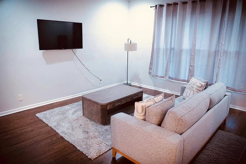 5 BR in Atlanta