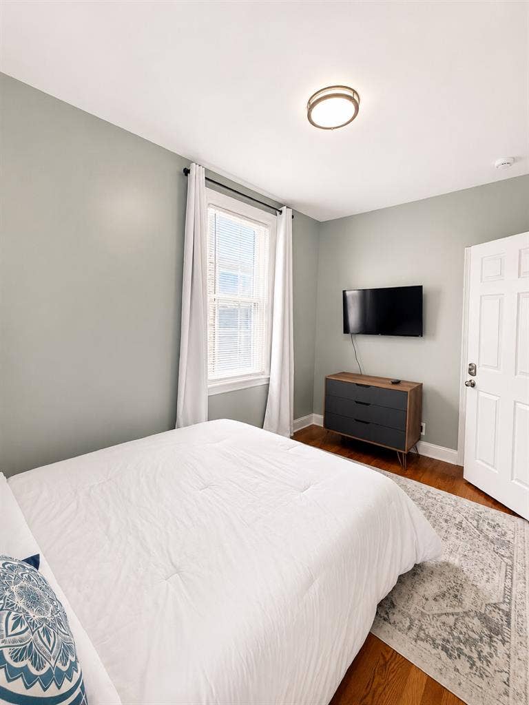 Furnished, 3-Bedroom apartment.