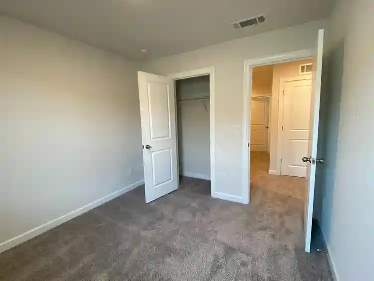 4 BR in Charlotte