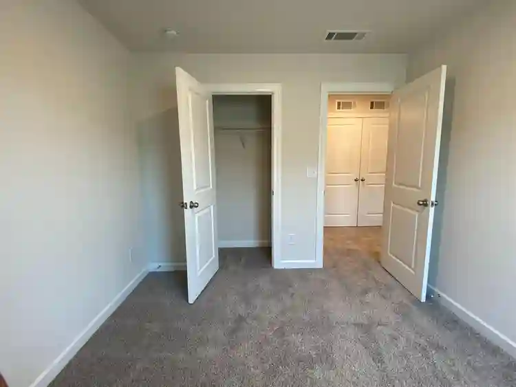 4 BR in Charlotte
