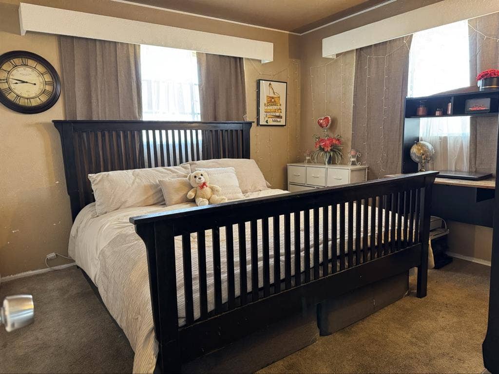 Furnished bedroom near Disney