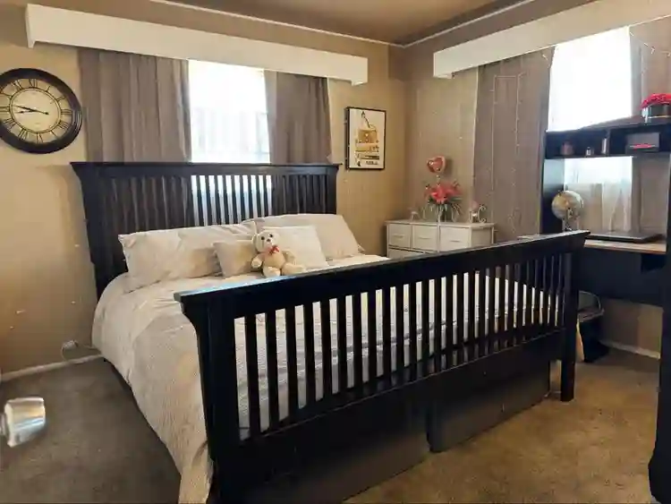 Furnished bedroom near Disney
