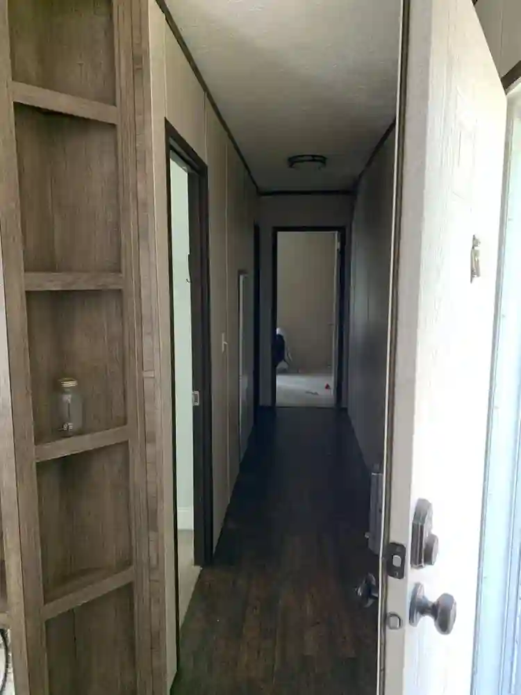 ROOMATE NEEDED