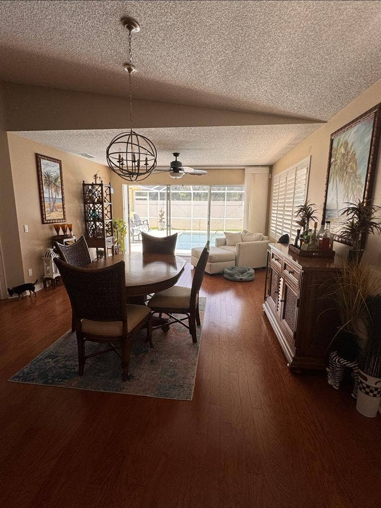 Private furnished en suite