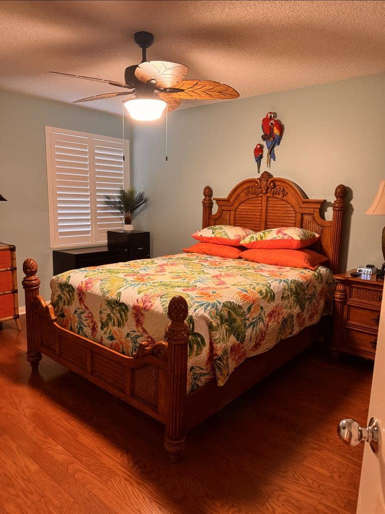 Private furnished en suite