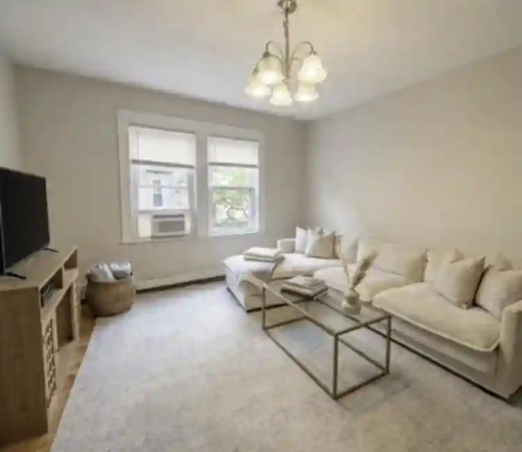 Seeking roommates, 4 bd 2 bath