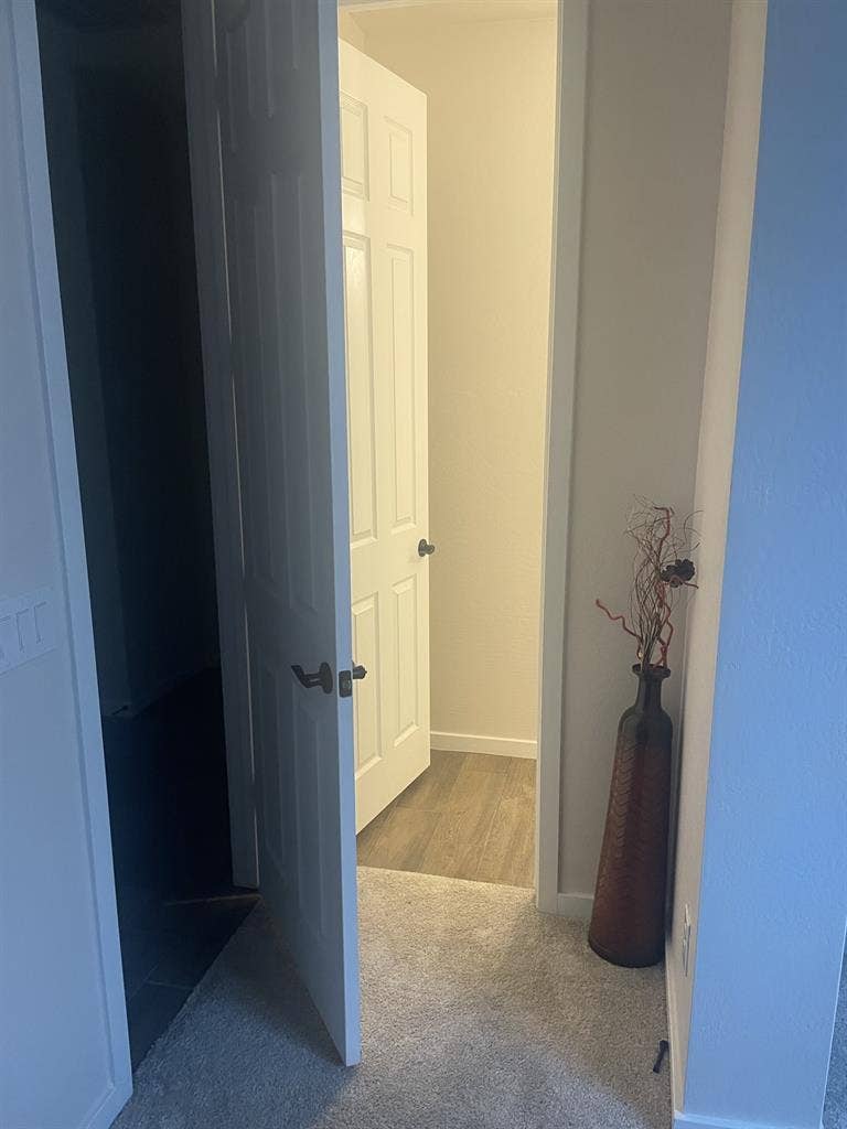 1 bedroom with private bathroom