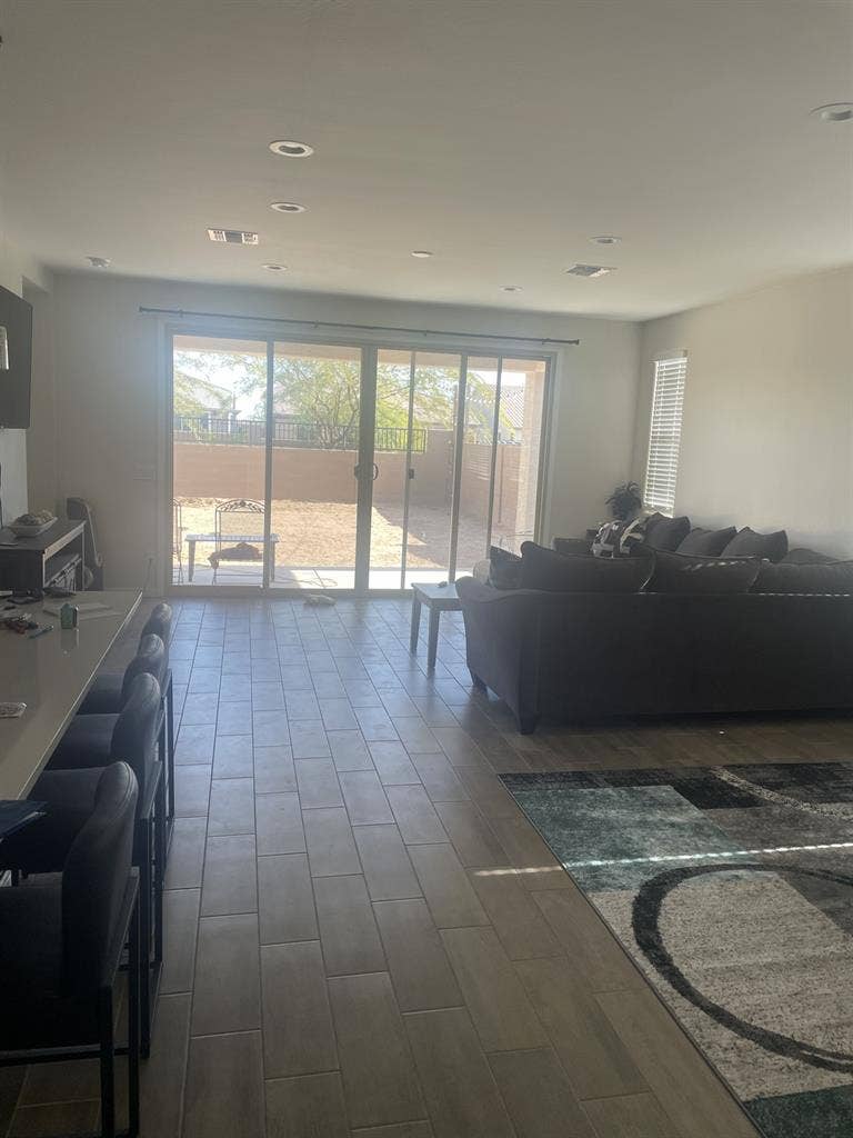 1 bedroom with private bathroom