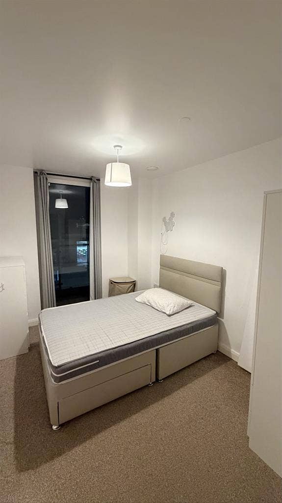 Flat near station