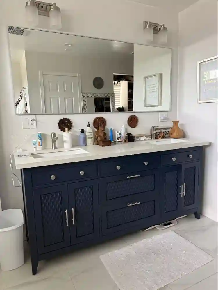 Spacious master bedroom for rentt
