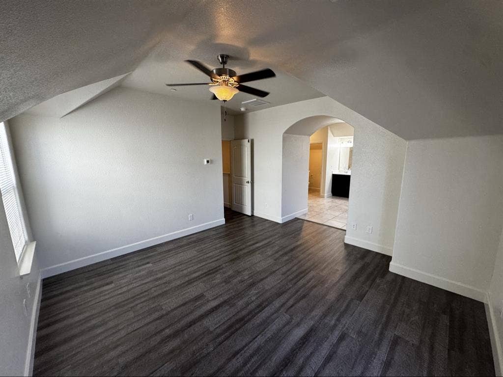 Master Bed/Bath Roseville Blue Oaks
