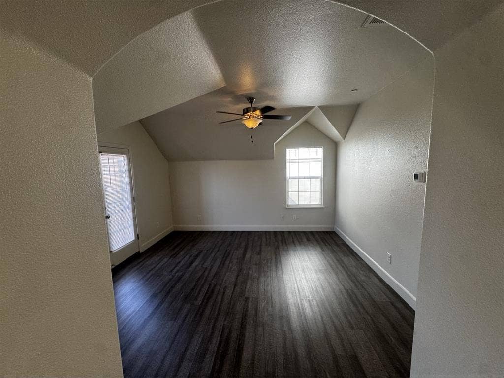 Master Bed/Bath Roseville Blue Oaks
