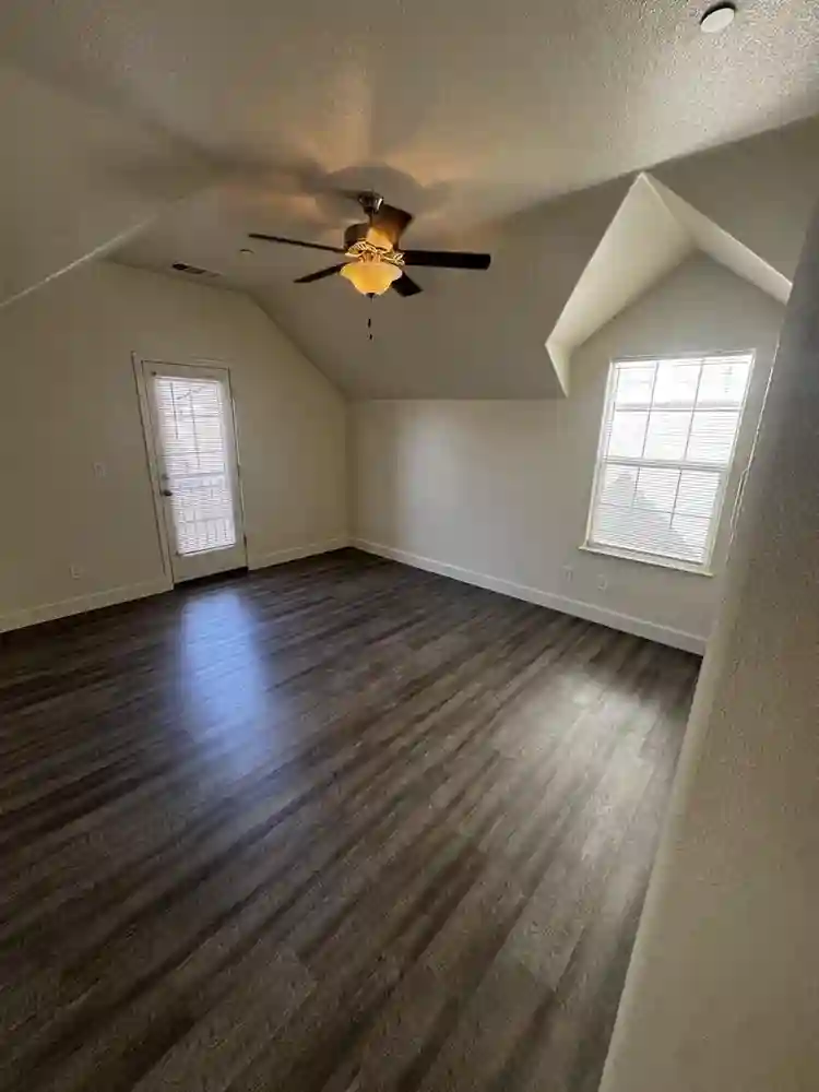 Master Bed/Bath Roseville Blue Oaks