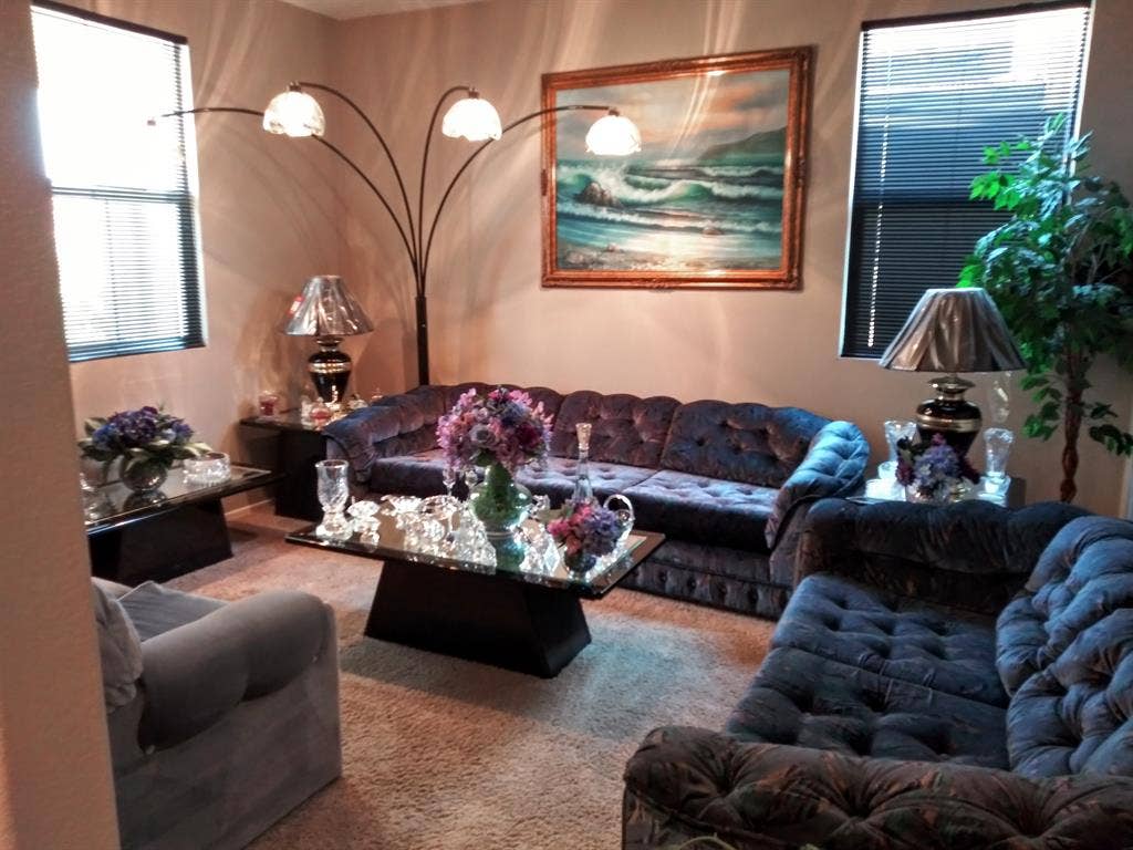 Large bedroom & bathroom for rent
