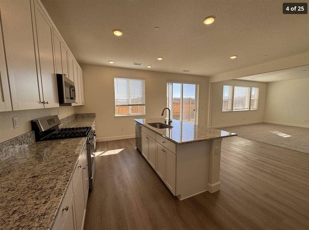 Brand new Spanish Springs Rental
