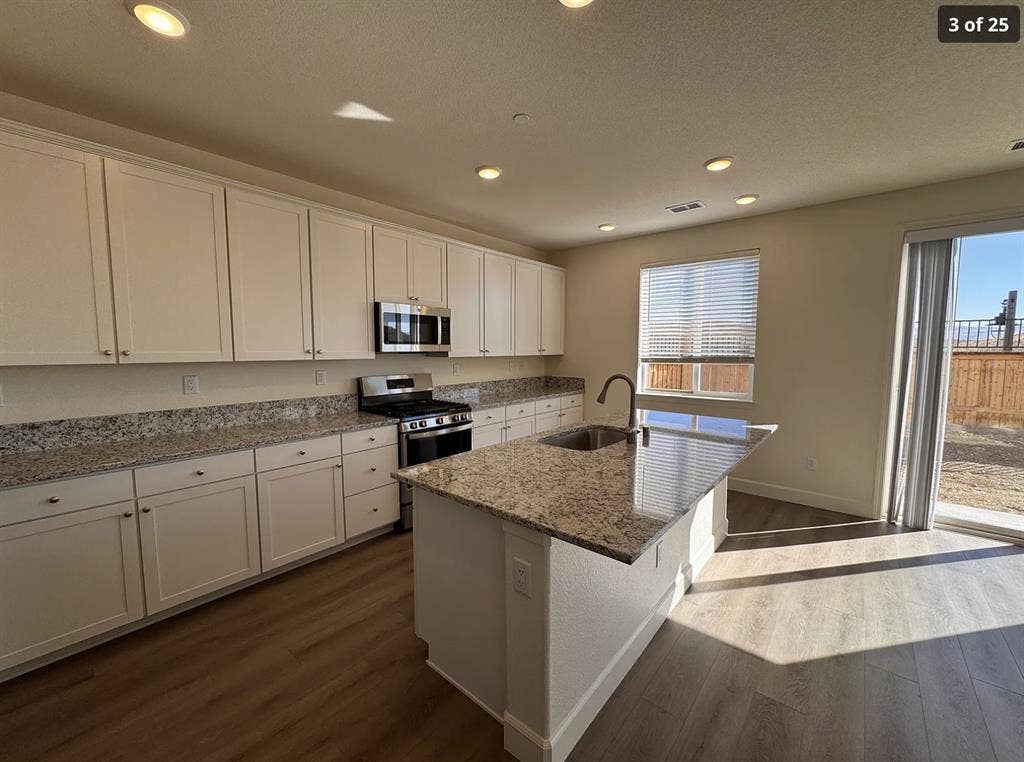 Brand new Spanish Springs Rental