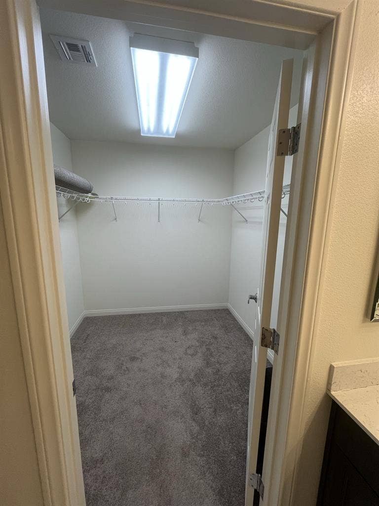 Private Large room on 3rd Floor