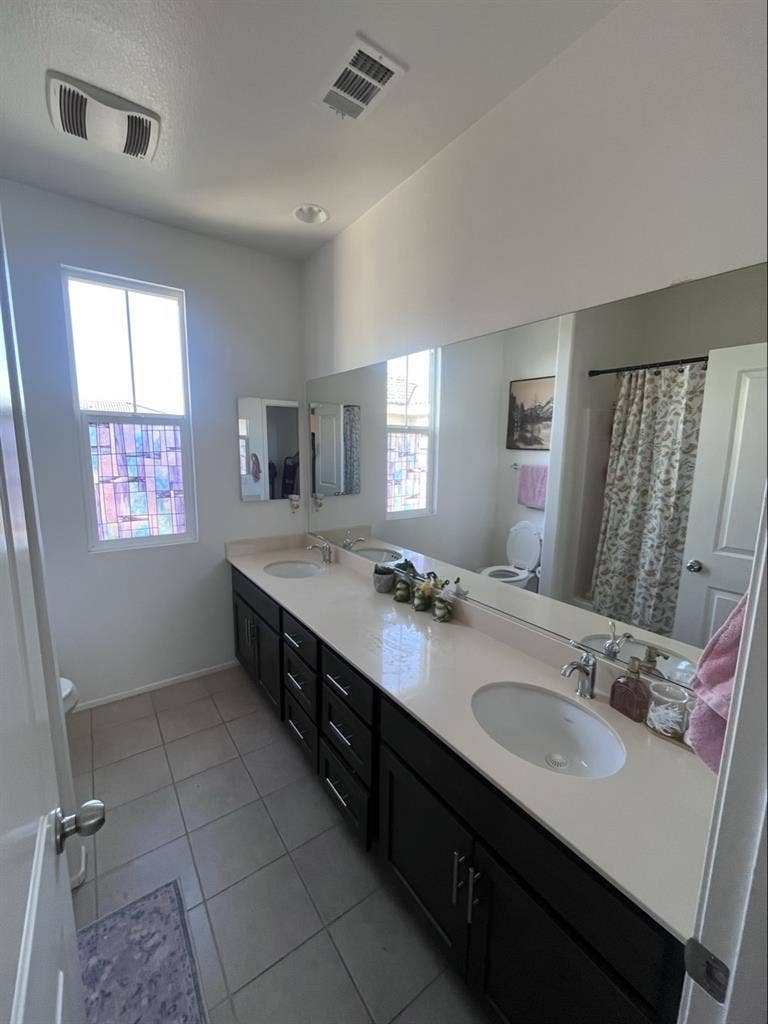 Room for rent $799