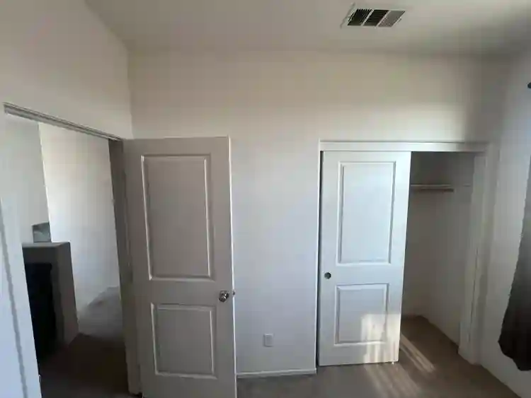 Room for rent $799