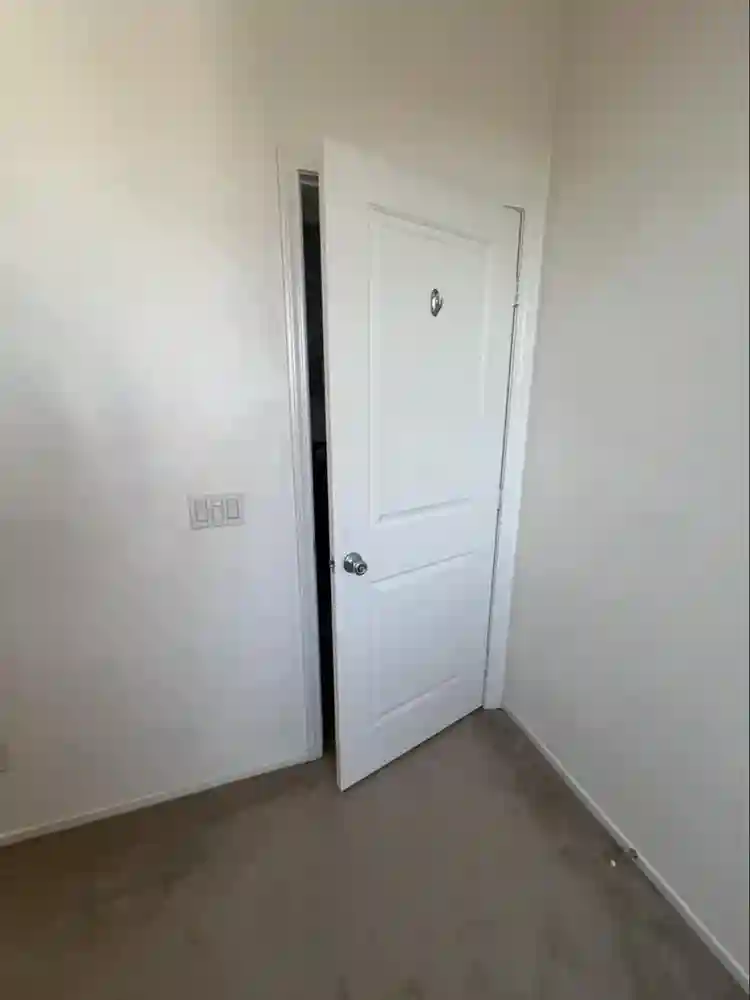 Room for rent $799