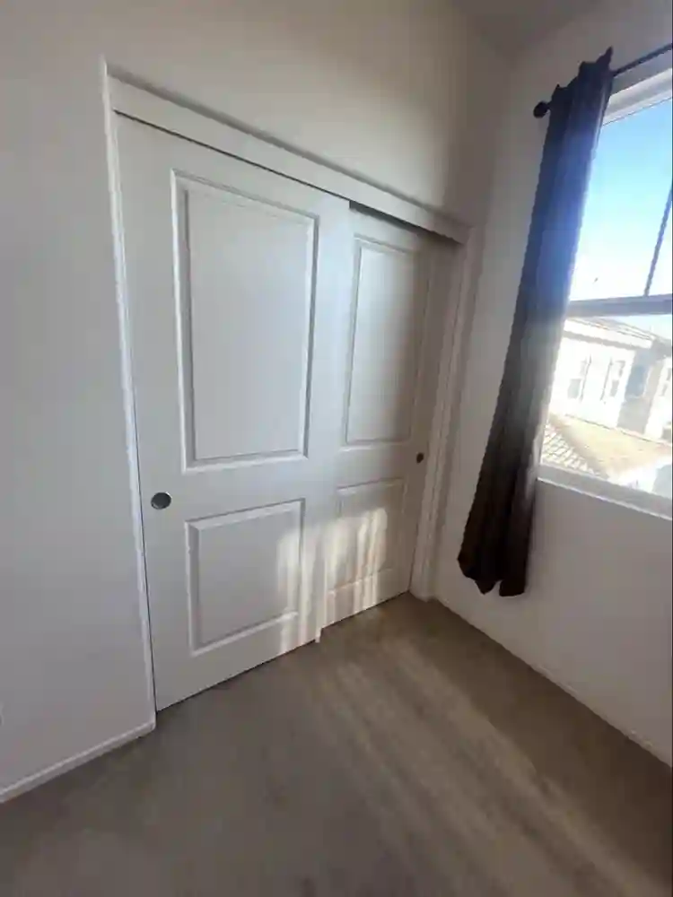 Room for rent $799
